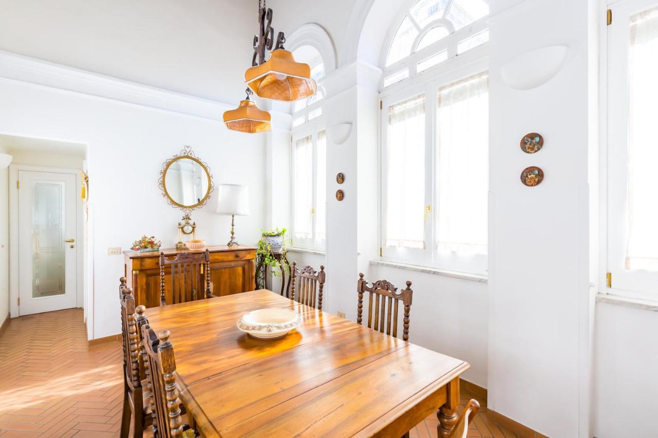 Residenza Capano Charming House By Napoliapartments Eksteriør billede